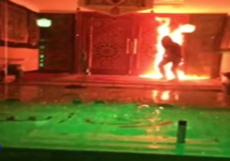 شیطان پرستان تهران مسجد را آتش زدند+فیلم