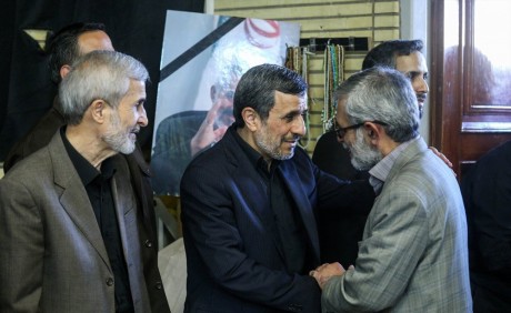 شخصیت های مهم حاضر در مراسم ختم برادر احمدی نژاد+عکس