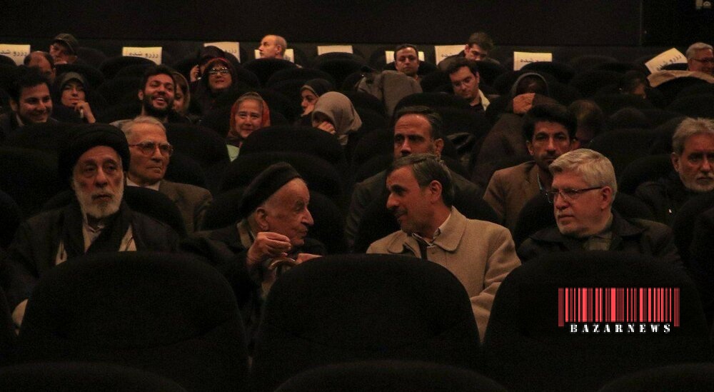 محمود احمدی‌نژاد در سینما +عکس