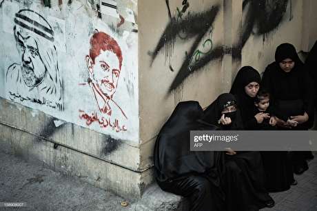 عزاداری زن بحرینی در اربعین!