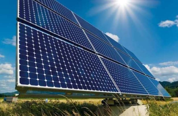 کمبود منبع مالی، مانعی برای توسعه انرژی پاک/ برای تولید پنل‌های خورشیدی برنامه خاص در نظر داریم