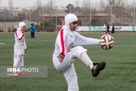 روز جهانی فوتبال زنان در تهران+تصاویر