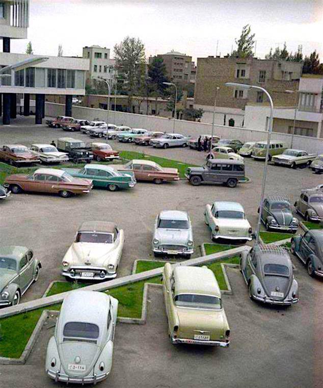 پارکینگ وزارت نفت در دهه ۴۰!