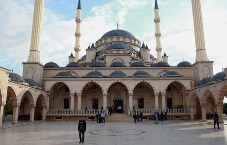 تصاویر بی نظیر بزرگترین و زیباترین مسجد در اروپا