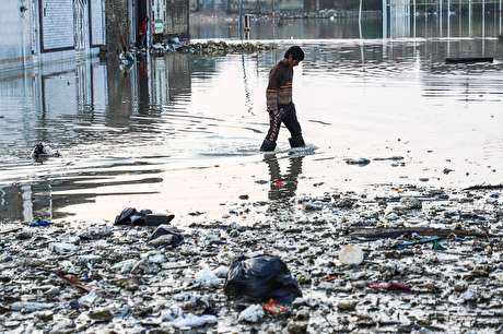 خیابان‌های آبادان، غرق در بی تدبیری مسئولین