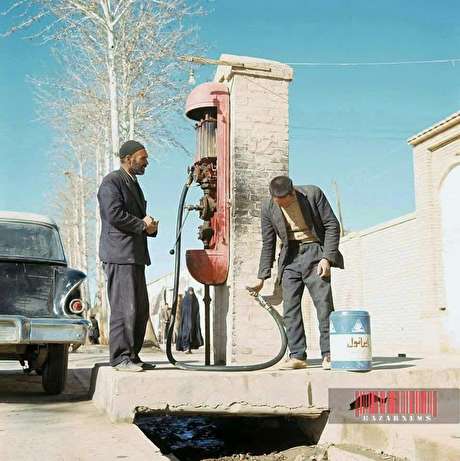 پمپ بنزین قبل از انقلاب!