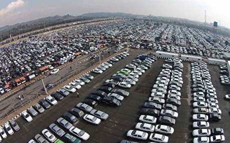 کشف پارکینگ احتکار ۵۰۰ دستگاه خودروی صفر کیلومتر
