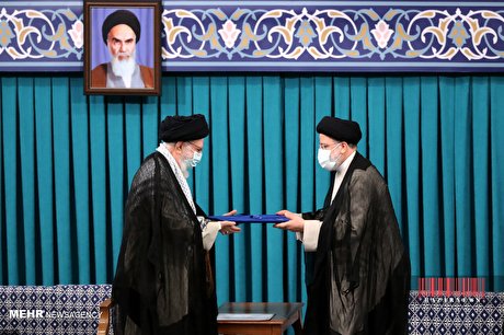 مراسم تنفیذ حکم سیزدهمین دوره ریاست جمهوری اسلامی ایران