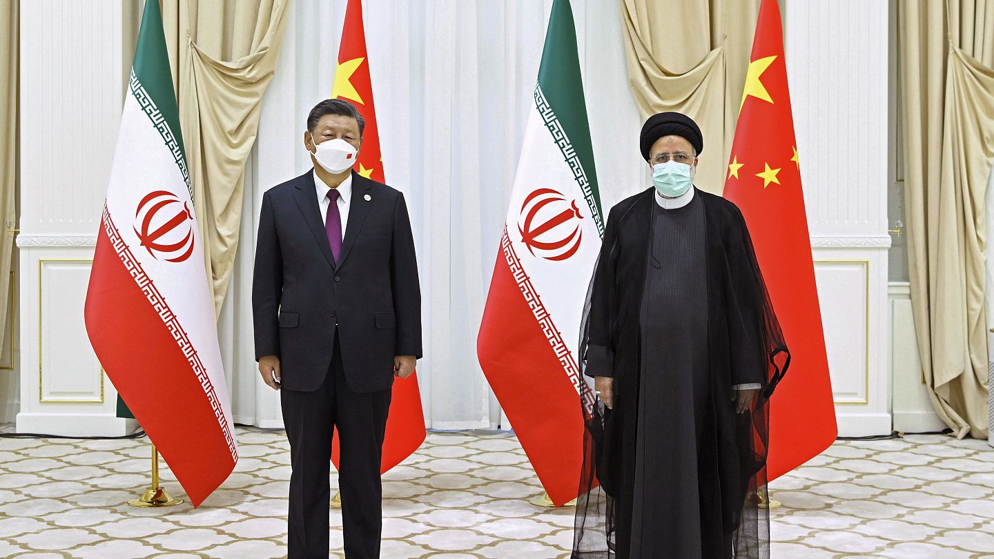 ۲ محور مهمی دیدار روسای جمهور ایران و چین/ روابط تهران-پکن وارد مرحله‌ای تازه شده است؟
