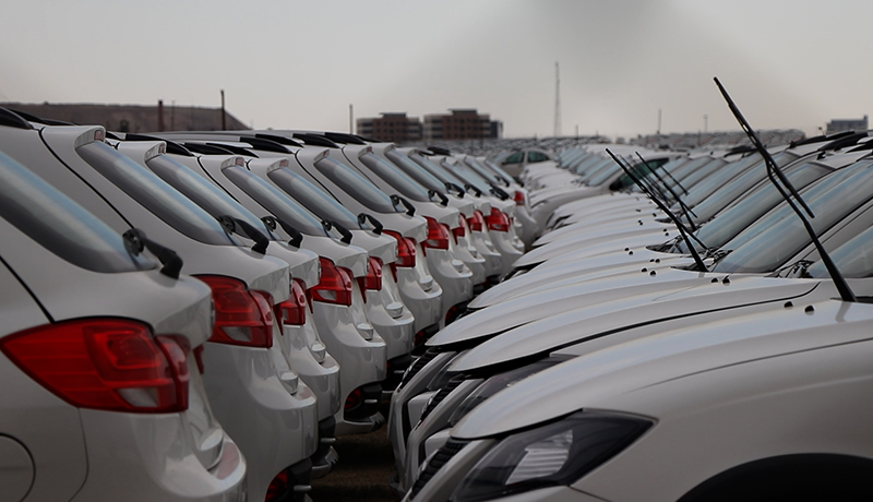 جزئیاتی از گزارش تفحص از خودروسازان/ سهام‌داری قطعه‌سازان در شرکت‌های خودروسازی