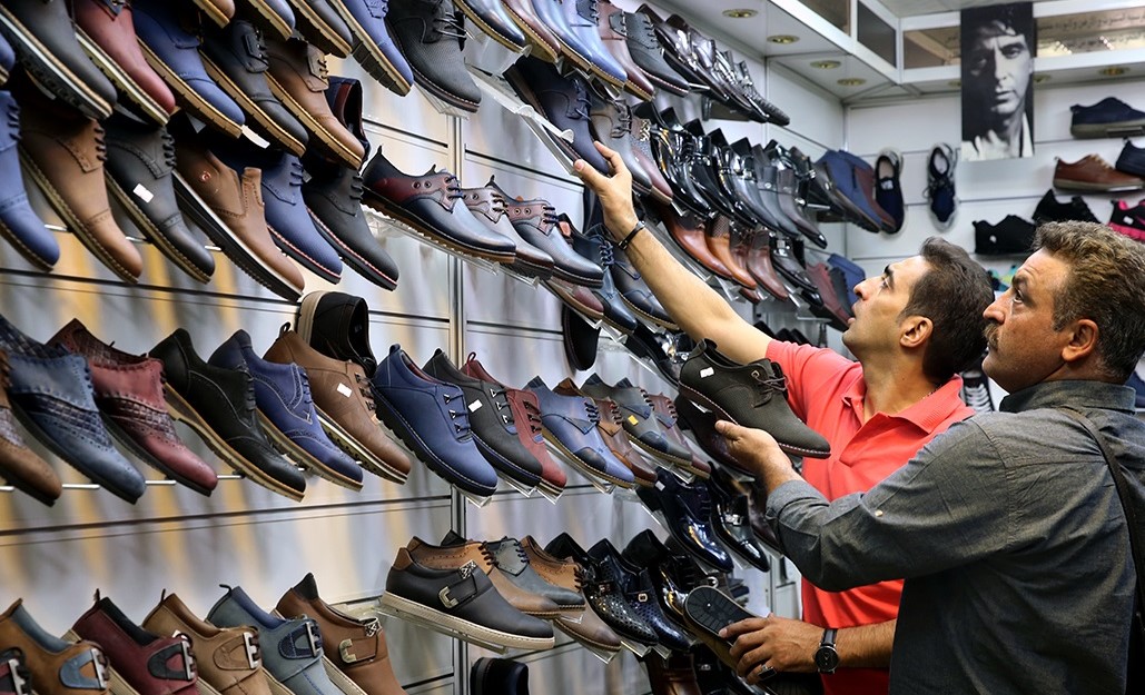 کاهش ۵۰ درصدی تقاضای کفش در بازار/ ۳۰ درصد تولیدی‌هاتعطیل شده است