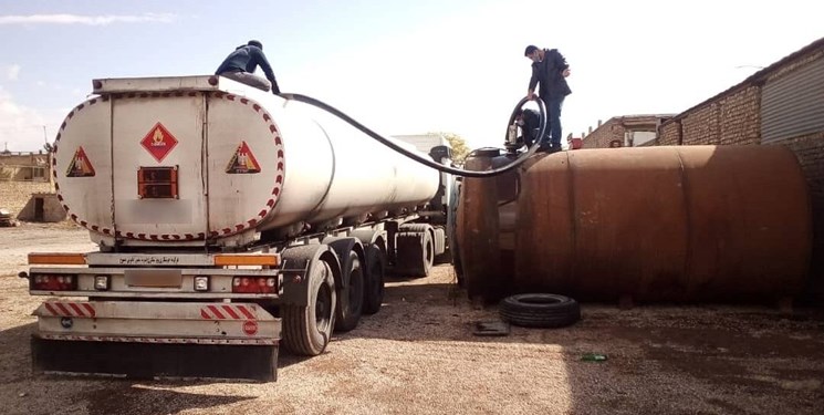 گازوئیل، رکورددار قاچاق سوخت در ایران/ روزانه ۱۰ تا ۱۵ میلیون لیتر گازوئیل قاچاق می‌شود