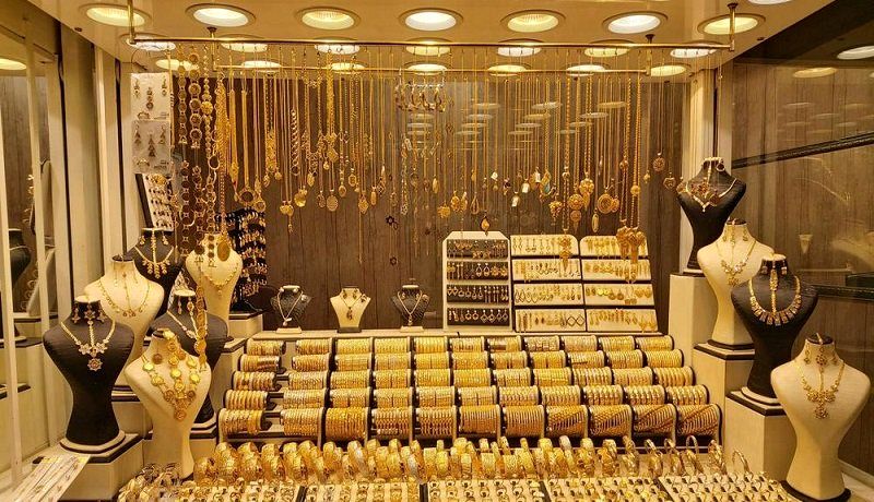 خودداری صنف طلا فروشان از اجرای قانون/ چرا طلا فروشان معاملات سکه‌ای خود را در سامانه جامع تجارت ثبت نمی‌کنند؟